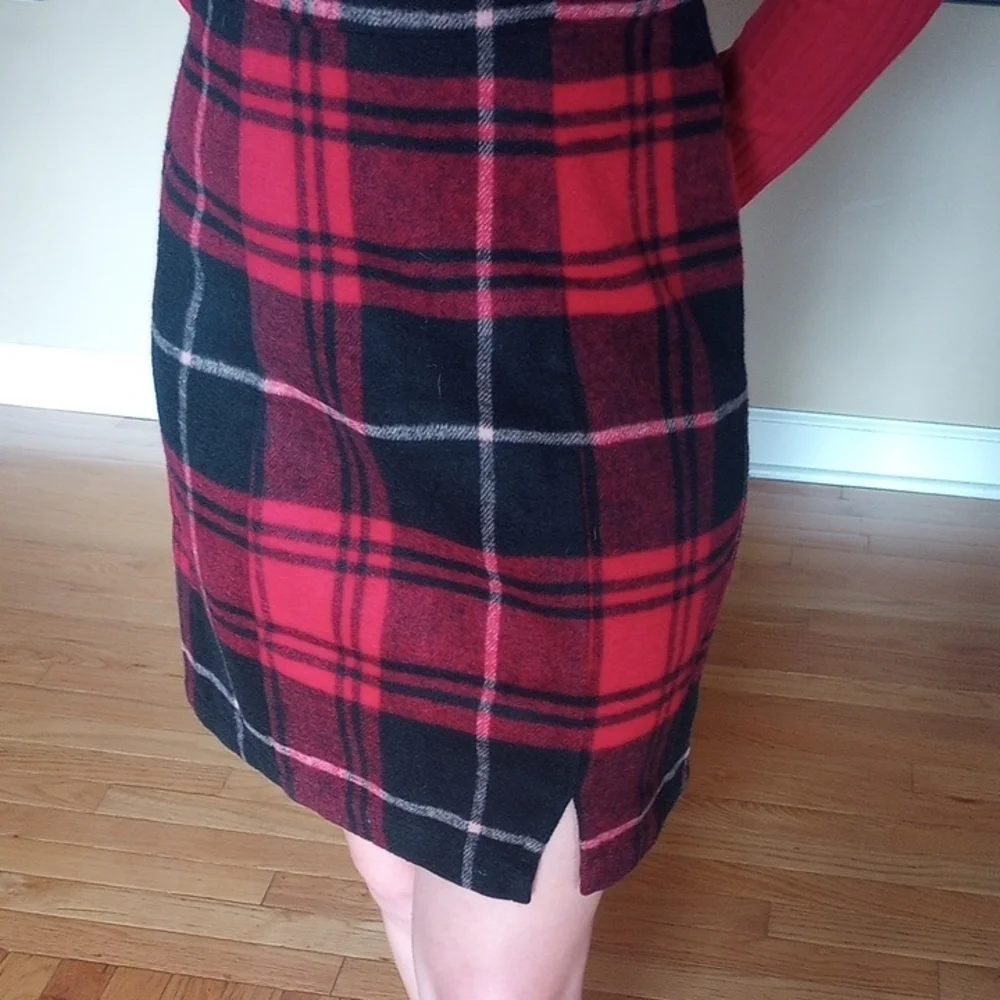 Copper Key Red and Black Plaid Dress With Red Turtle Neck Sweater - Picture 3 of 10